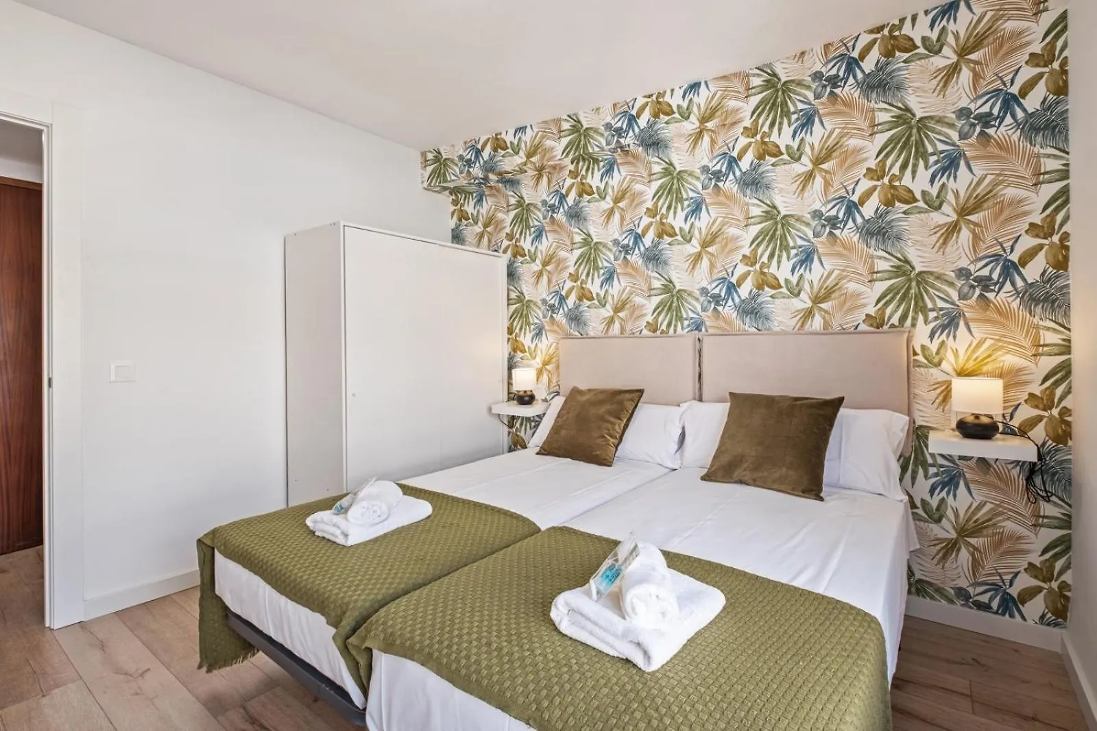 Armengual Malaga Center Apartment 0*,  Spain